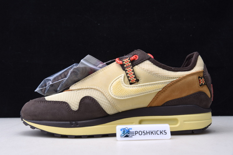 Travis Scott x MAX 1 DO9392-200