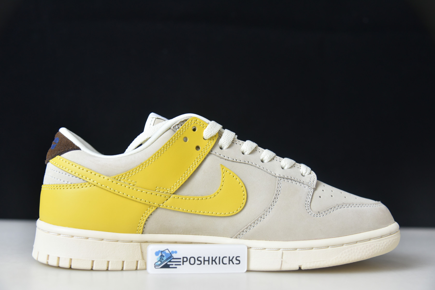 Nike Dunk Low Banana DR5487-100