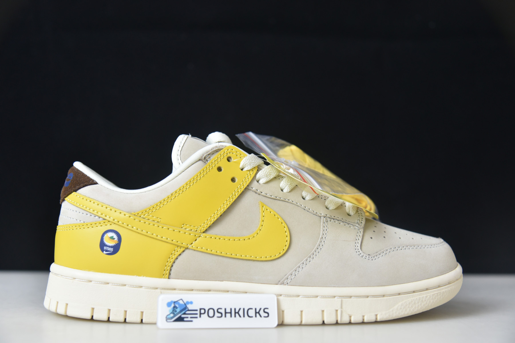 Nike Dunk Low Banana DR5487-100