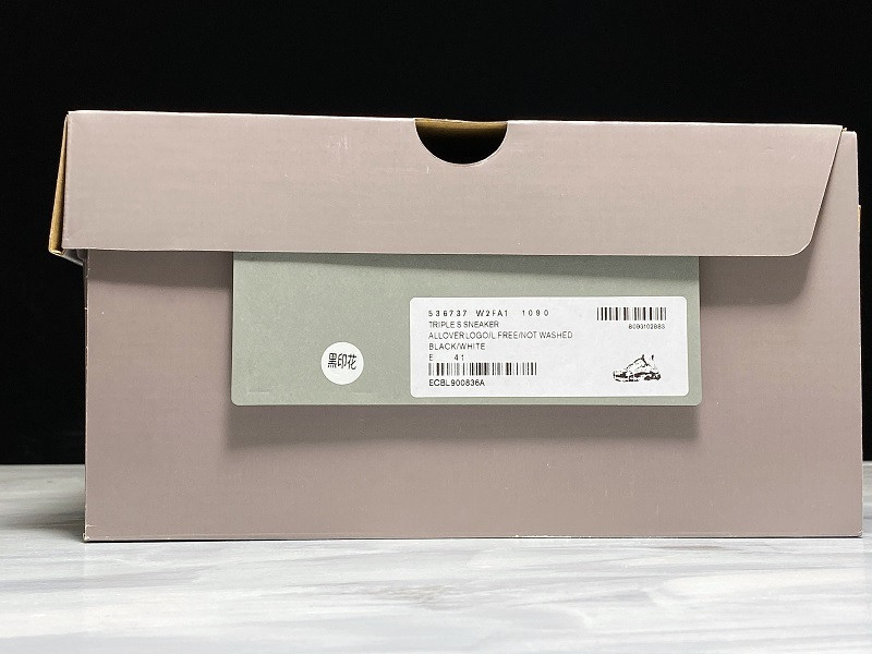 Ba*len*cia*ga triple s sneakers (black with logo) 536737 w2fa1 1090