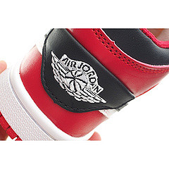 AIR JORDAN 1 KIDS SHOES