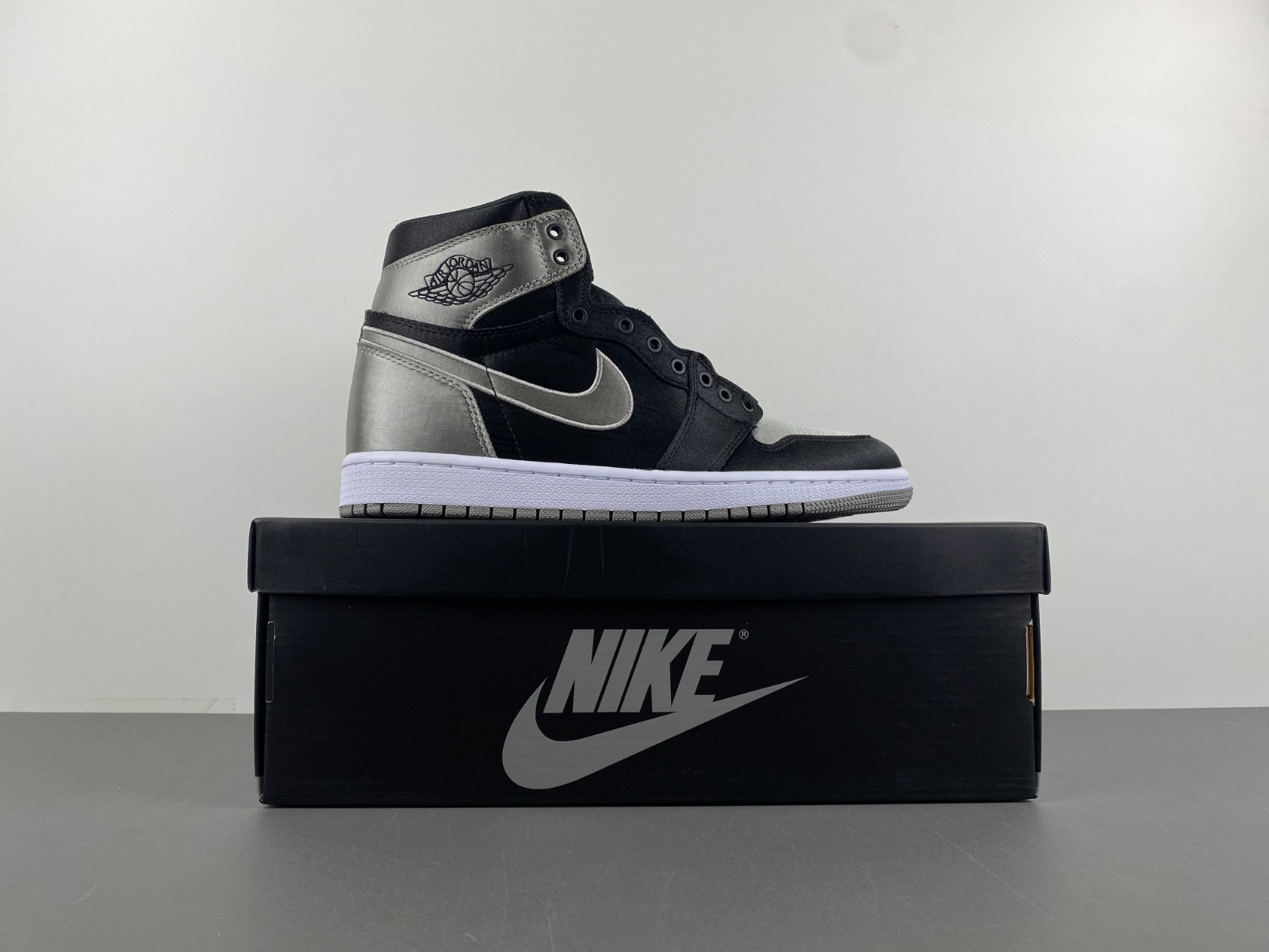 Air Jordan 1 High OG Satin Shadow 2024 FD4810-010