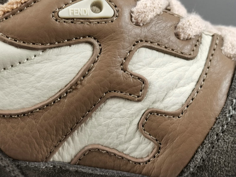 FENDI SNEAKERS