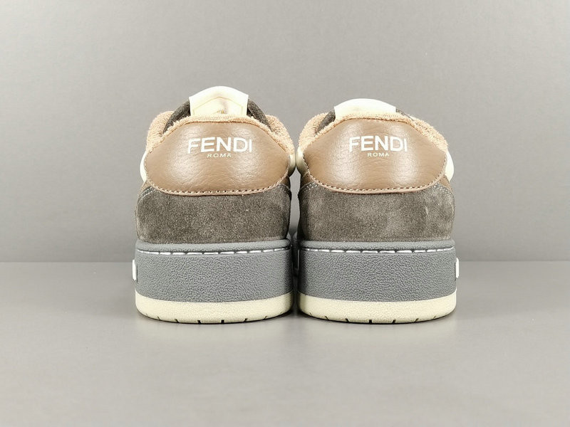 FENDI SNEAKERS