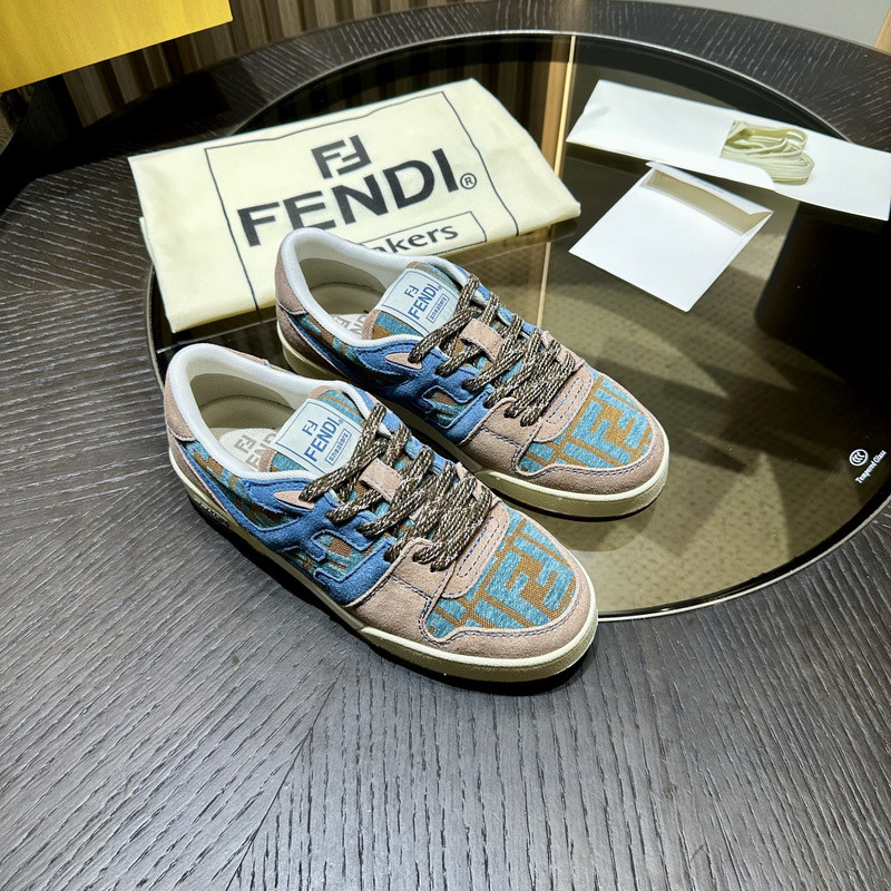 FENDI SNEAKERS