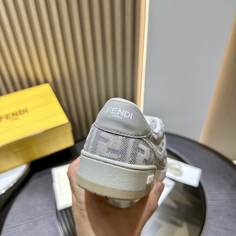 FENDI SNEAKERS