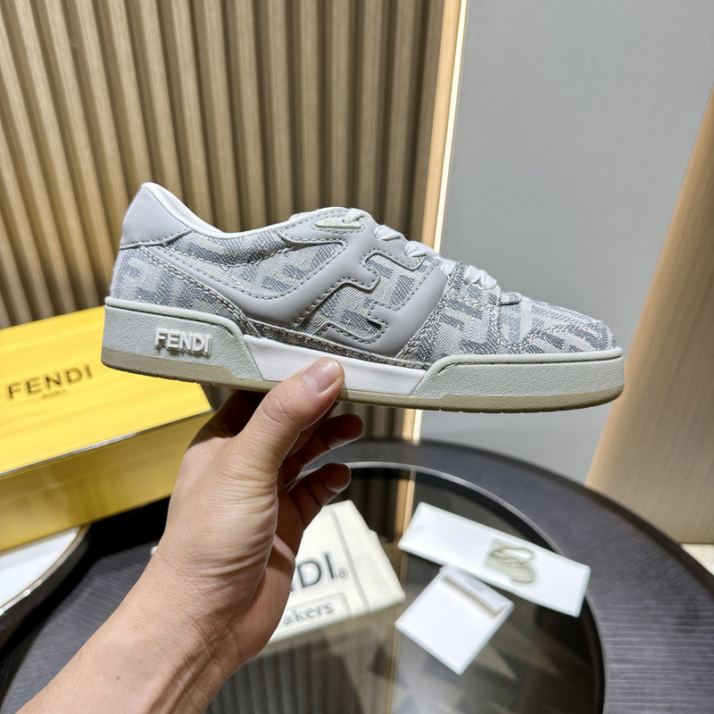 FENDI SNEAKERS