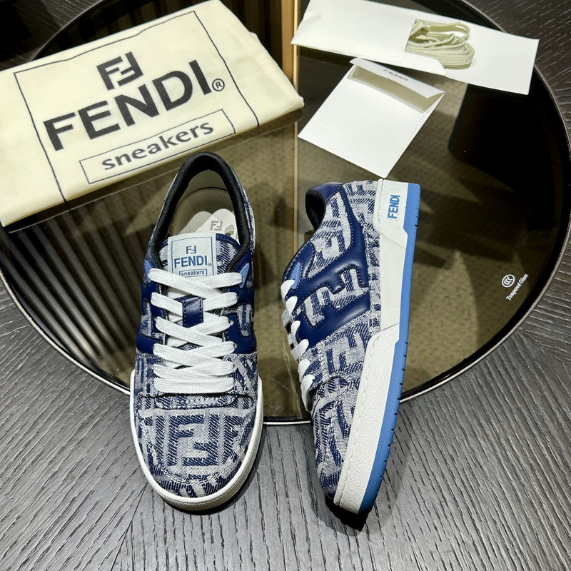 FENDI SNEAKERS