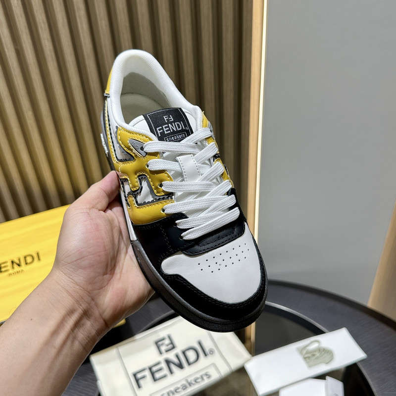 FENDI SNEAKERS
