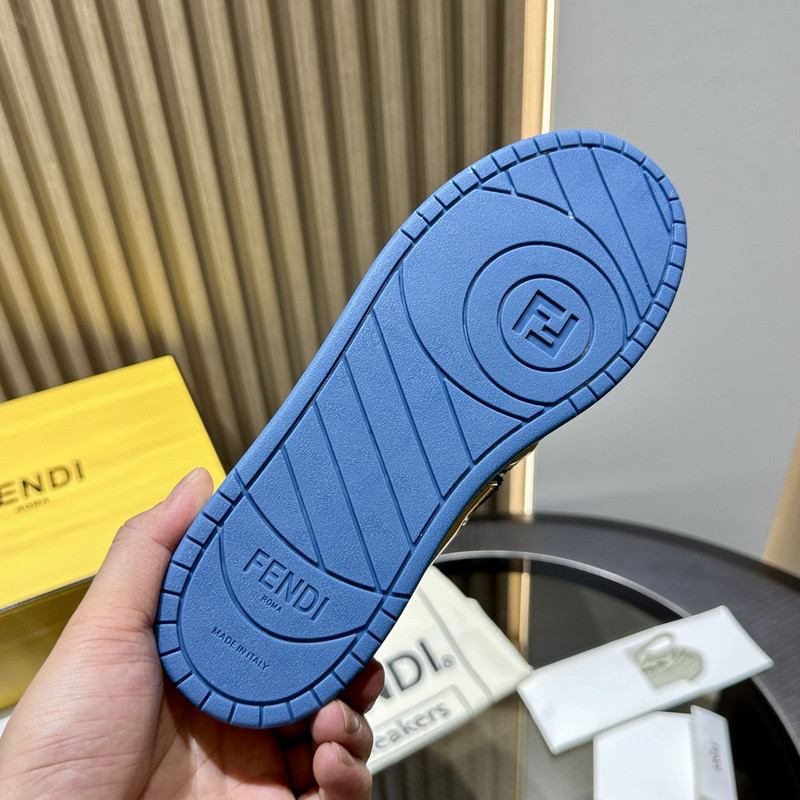 FENDI SNEAKERS
