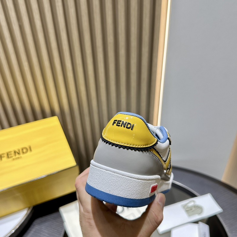 FENDI SNEAKERS