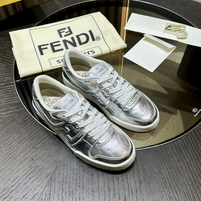 FENDI SNEAKERS