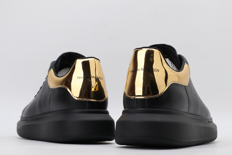 ALEXANDER MCQUEEN SNEAKER