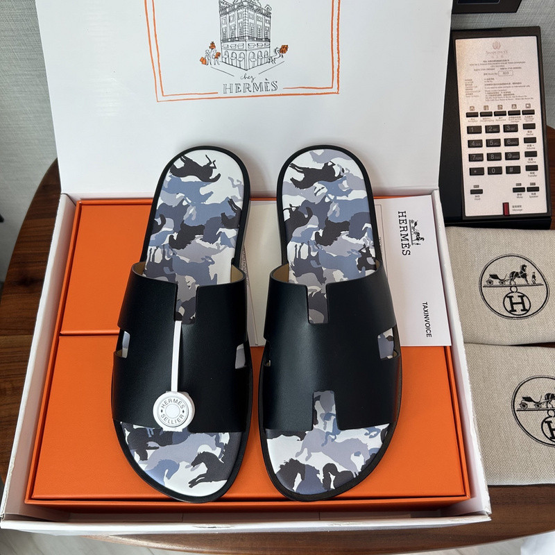 H*rmes Sandals