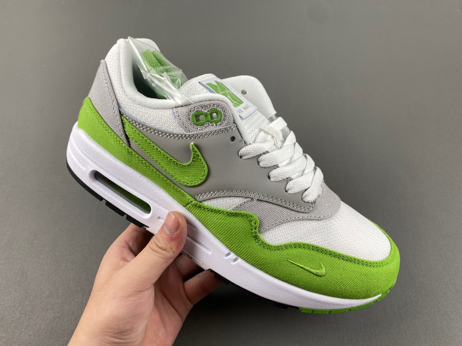 Patta x Nike Air Max 1 Chlorophyll 2024 HF1012-300
