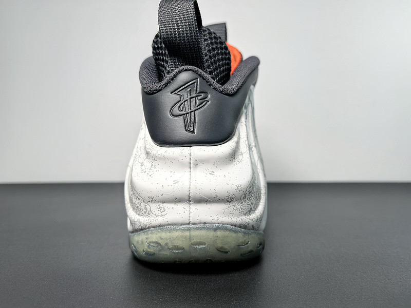 Tekken 8 Nike Foamposite One HF6367-001