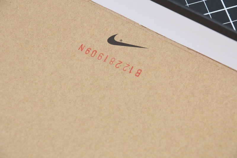 Air Jordan 1 High OG Court Purple 555088-500