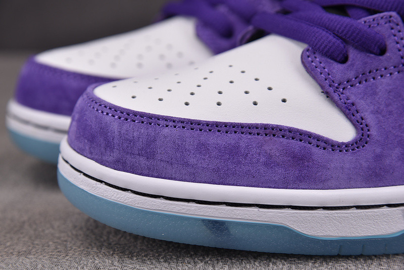 Nike SB Dunk Low Hayley Wilson HJ0513-500