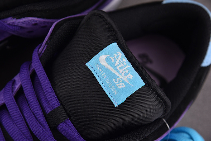 Nike SB Dunk Low Hayley Wilson HJ0513-500