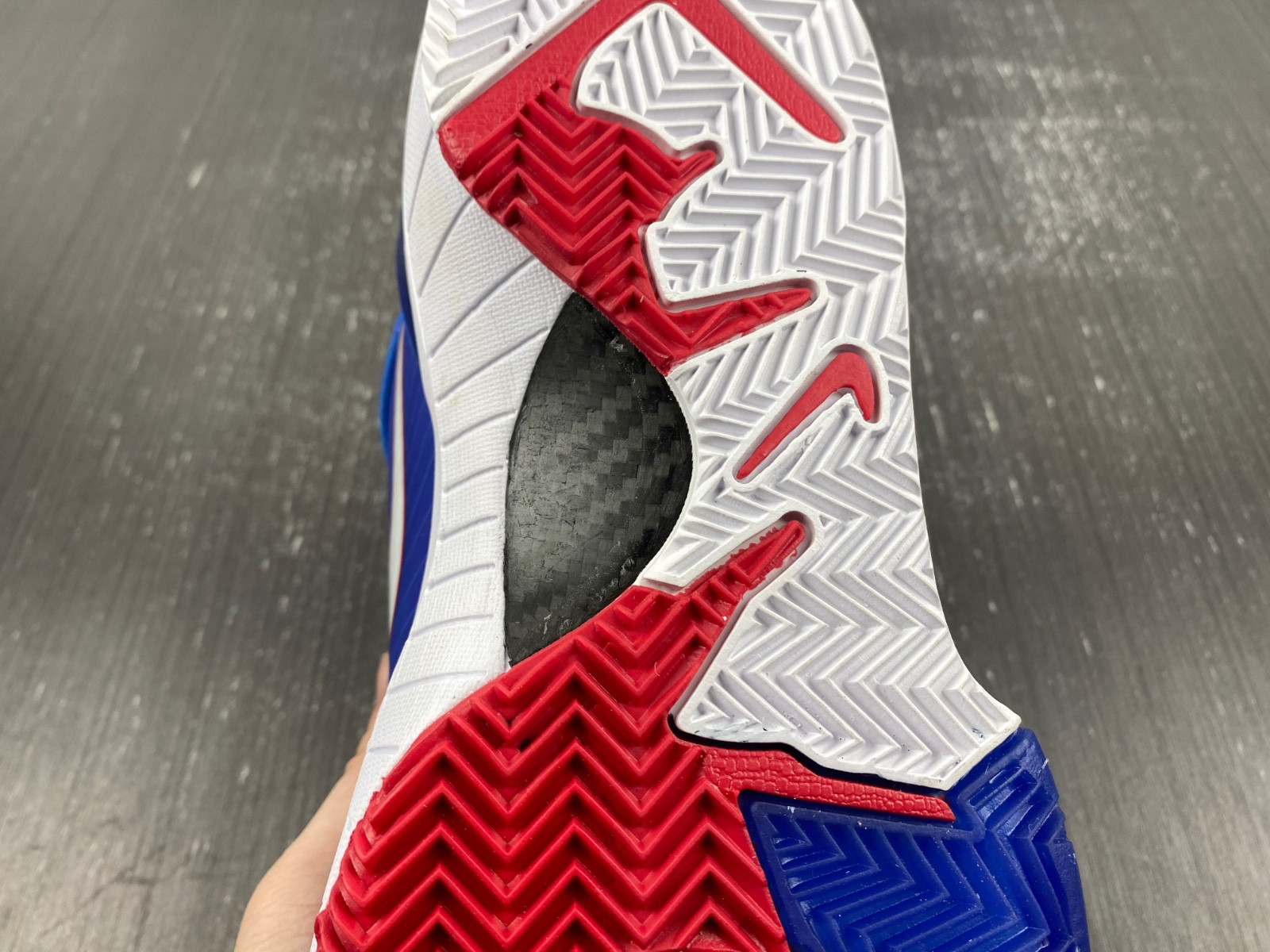 Nike Kobe 4 Protro Philly FQ3545-400