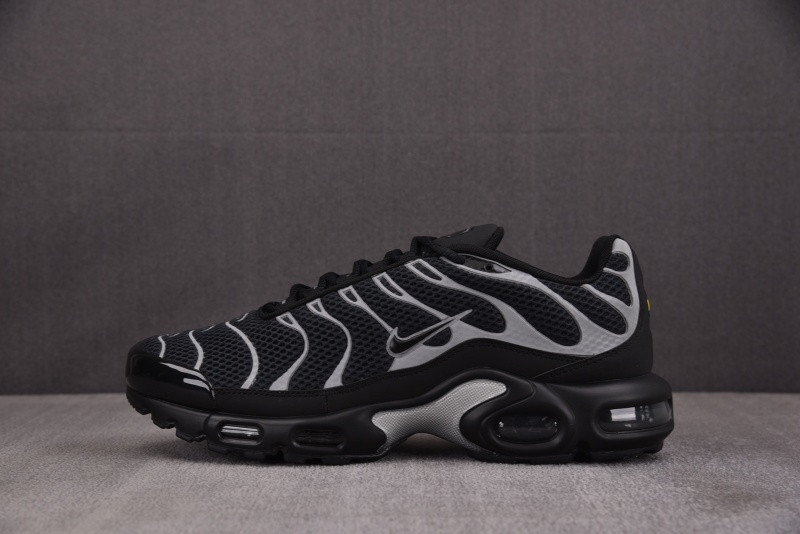Nike Air Max Plus Black Reflective HQ3029-001