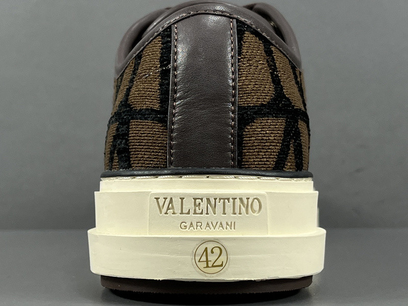 Valentino Garavani Totaloop