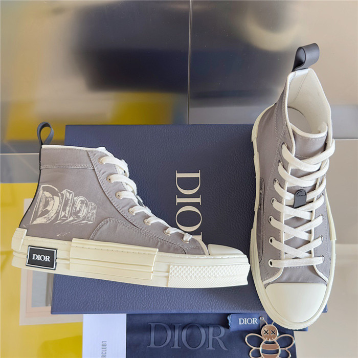 D B23 HIGH-TOP SNEAKERS