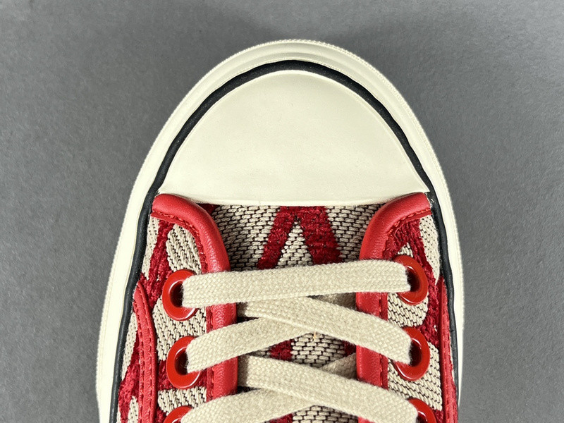 Valentino Garavani Totaloop