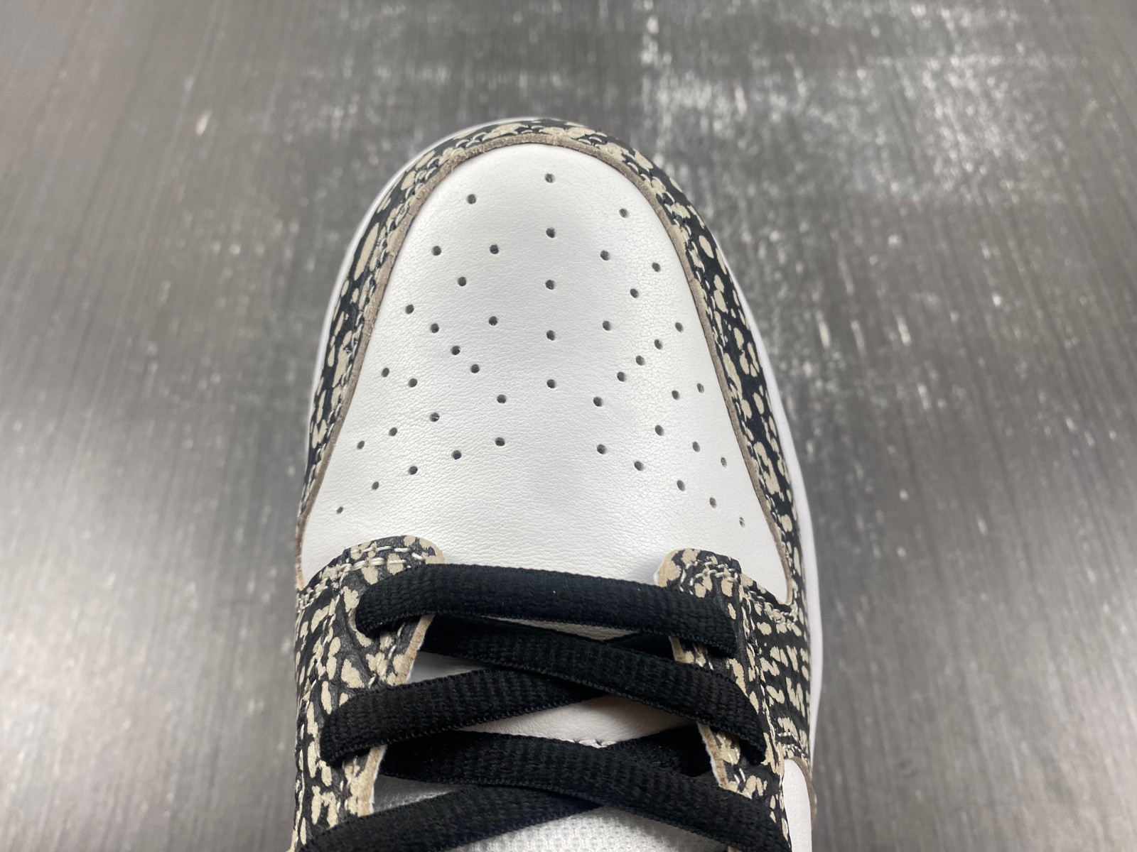 Nike SB Dunk Low White Cement (2002) 304292-001