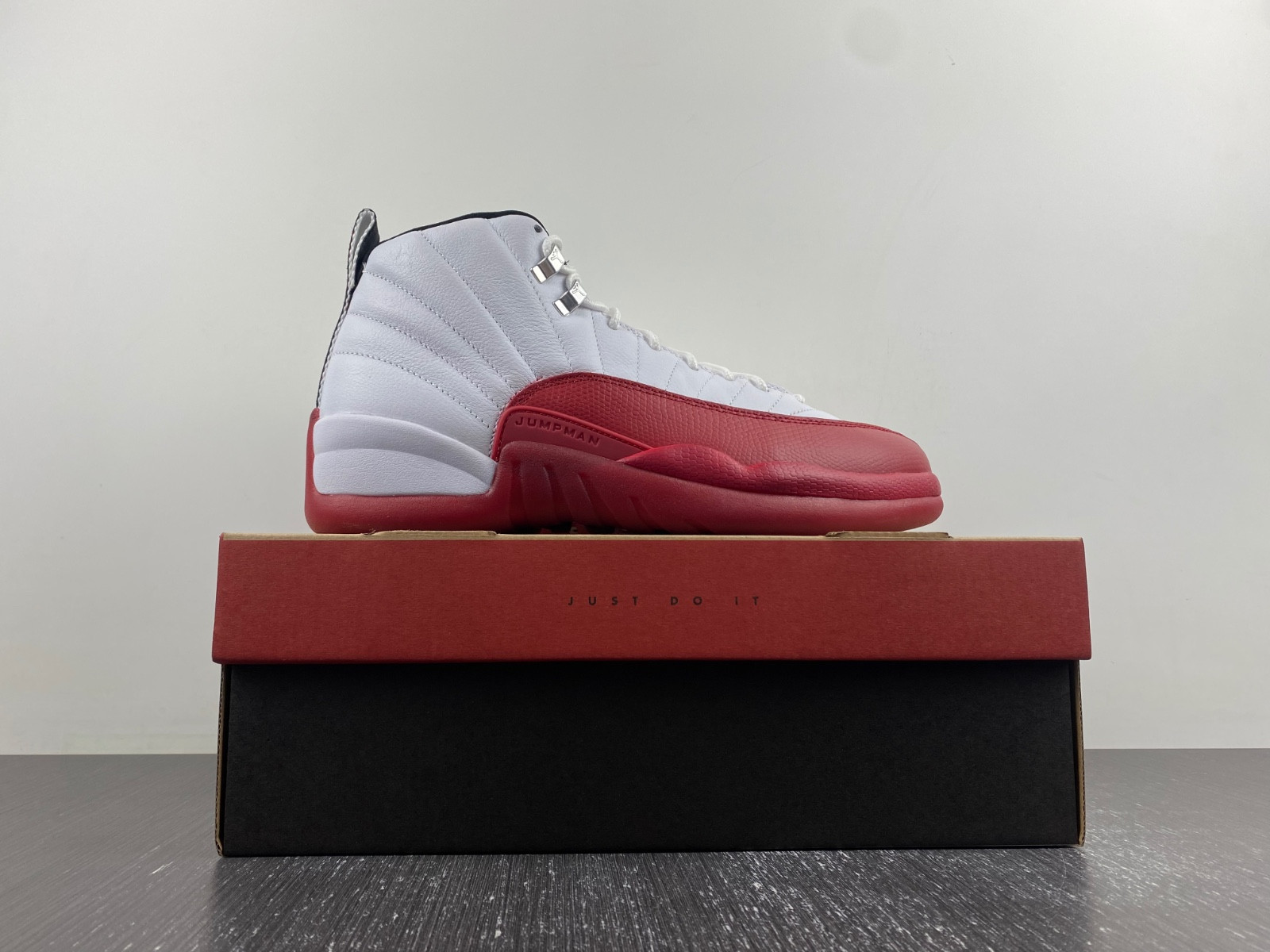 Air Jordan 12 Cherry CT8013-116