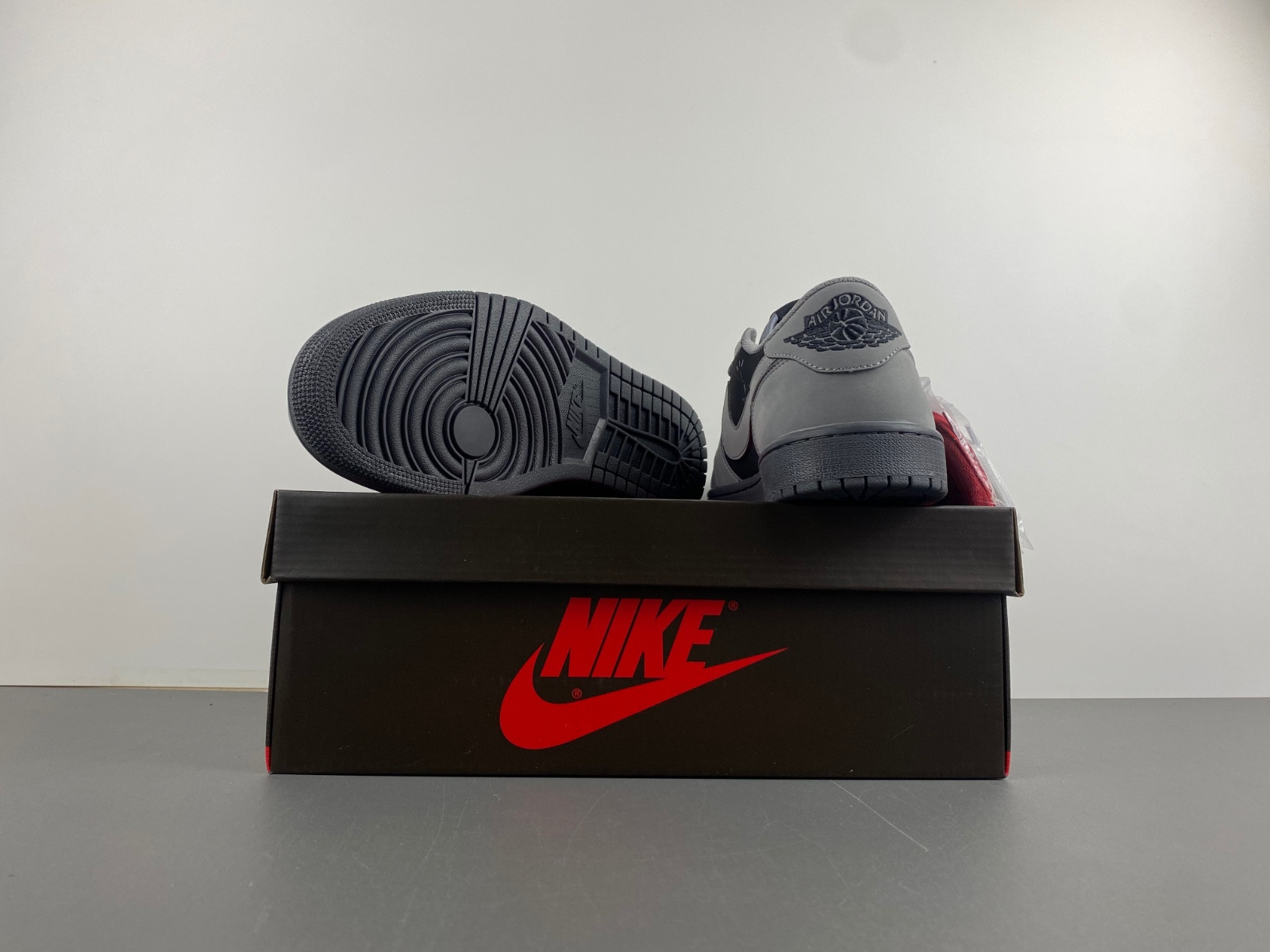 Travis Scott x Air Jordan 1 Low OG DM7866-775