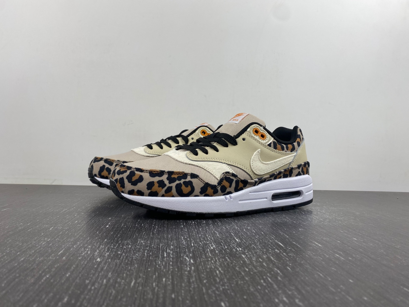 Nike WMNS Air Max 1 Premium Leopard BV1977-200
