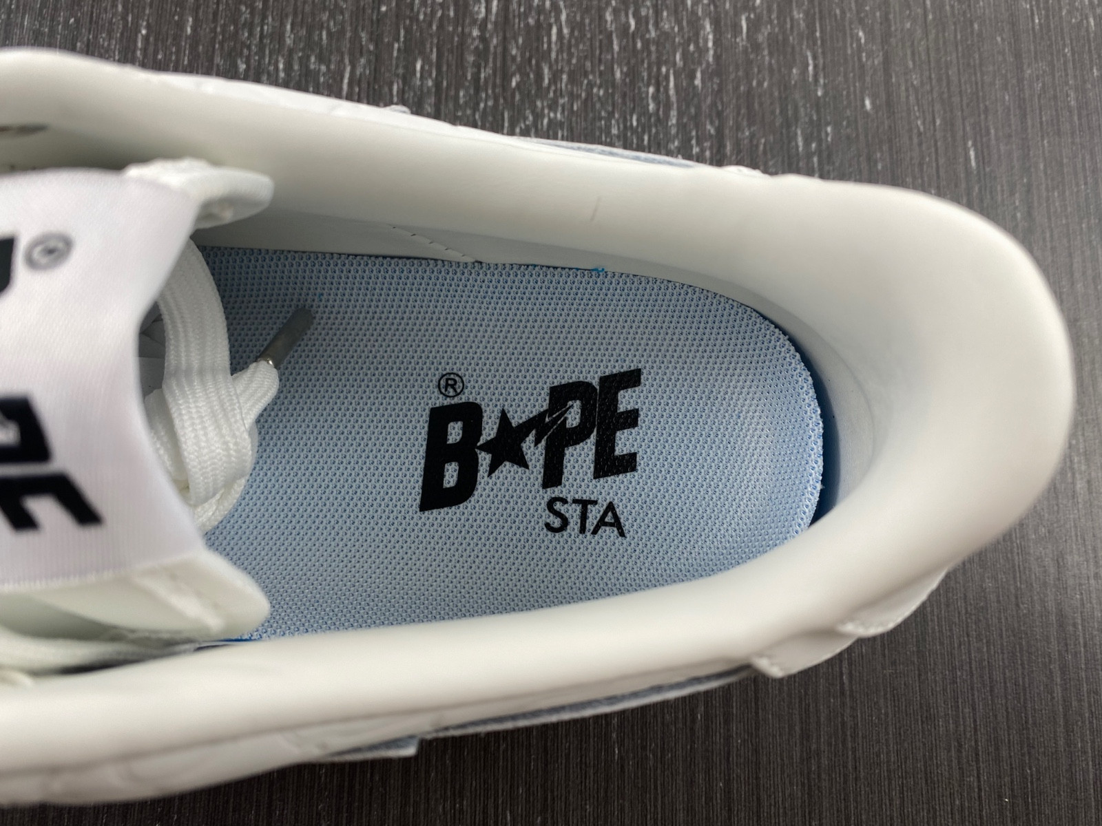 BAPE SNEAKERS