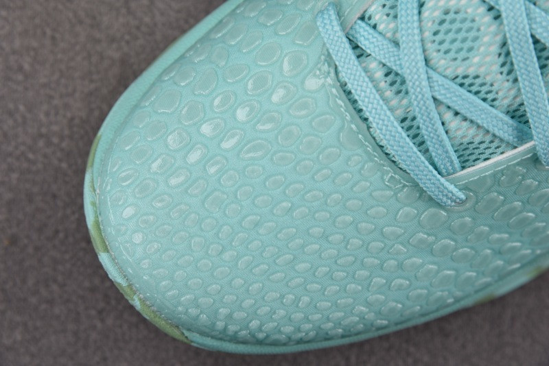 Jalen Brunson x Nike Kobe 6 Protro “Statue of Liberty” IQ5774-300