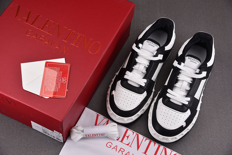 V*LENTINO SNEAKER