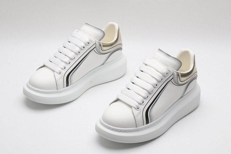 ALEXANDER MCQUEEN SNEAKER