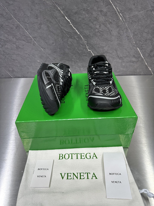 Bo*te*ga ve*ne*ta low-top orbit sneakers in black