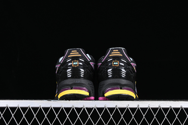 New Balance 1906R Neon Nights M1906RCP