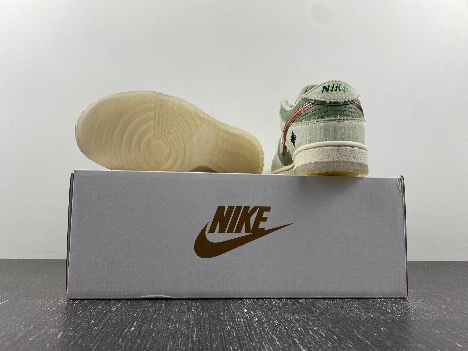 Kyler Murray x Nike Dunk Low Be 1 of One FQ0269-001