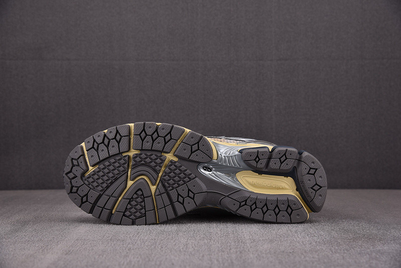 Thisisneverthat X 1906R 