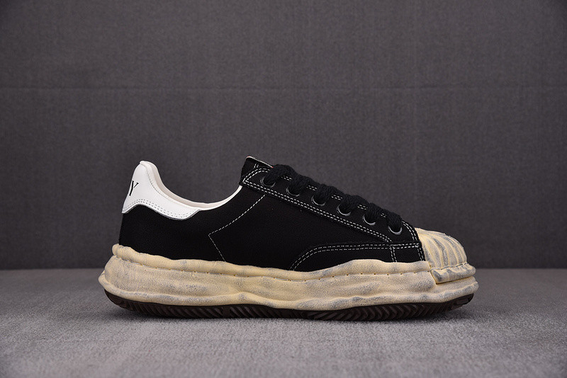 Ma*s*n mihara sneakers