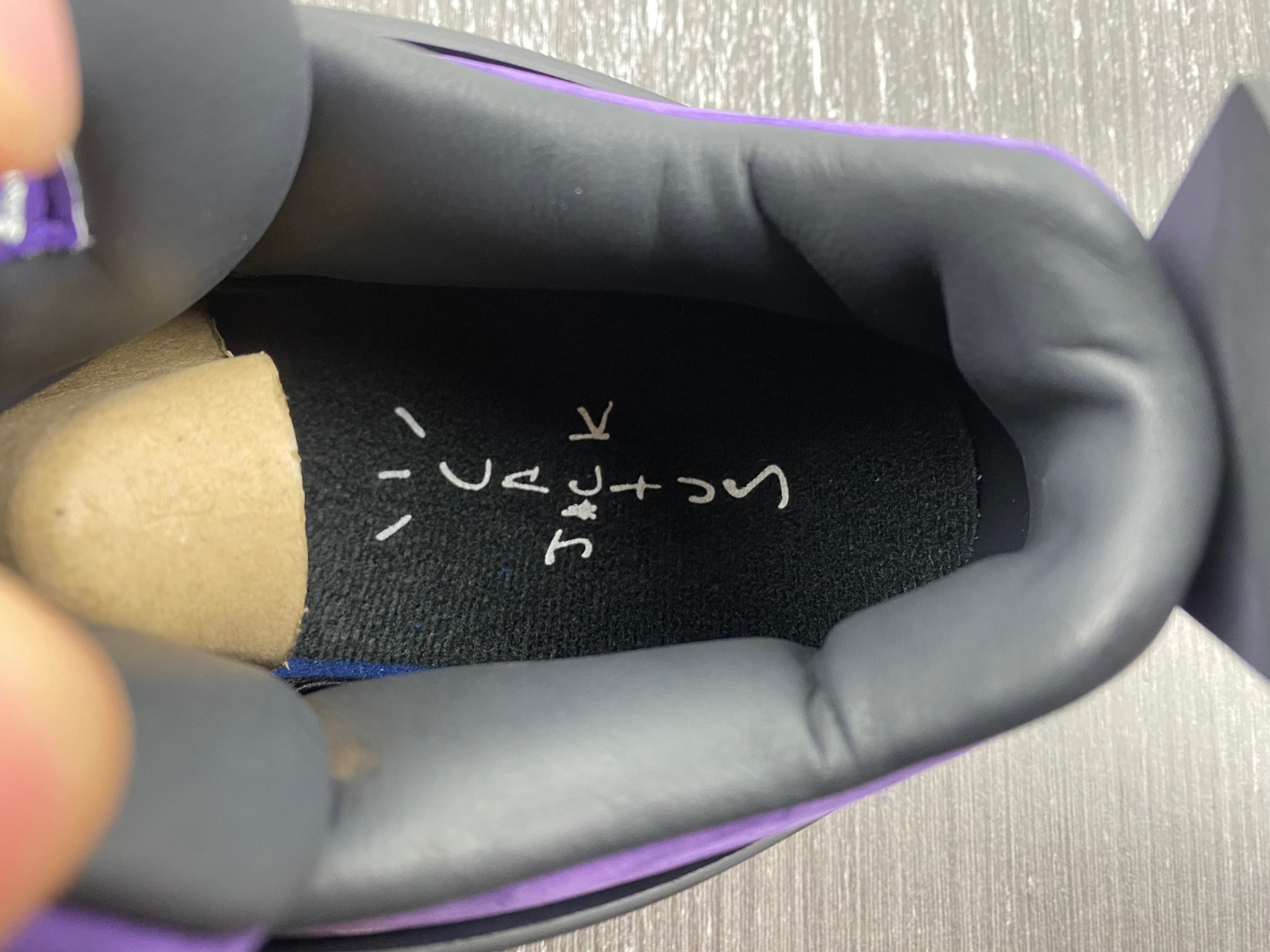 AIR JORDAN 4 RETRO TRAVIS SCOTT PURPLE AJ4-766302