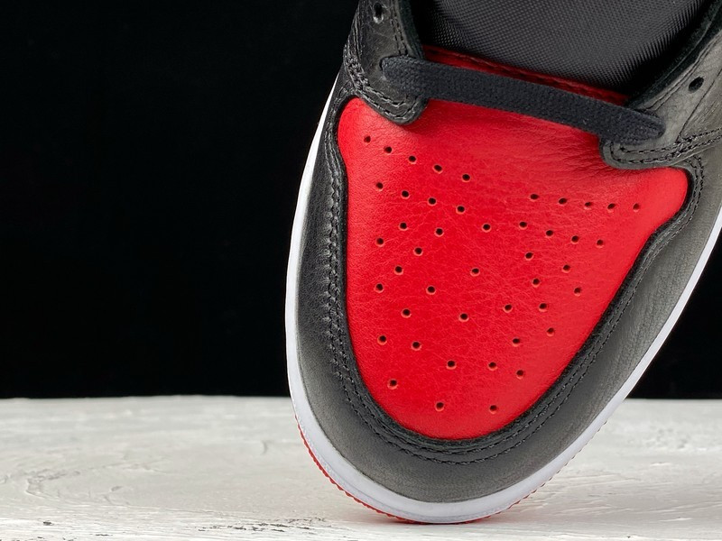 Air Jordan 1 High WMNS UNC Chicago CD0461-046