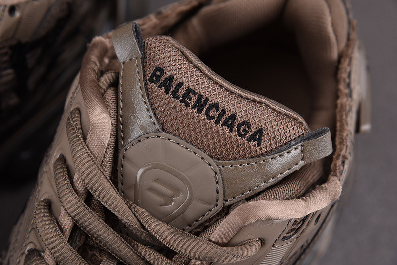 Ba*len*cia*ga runner 677403 w3bq 2010