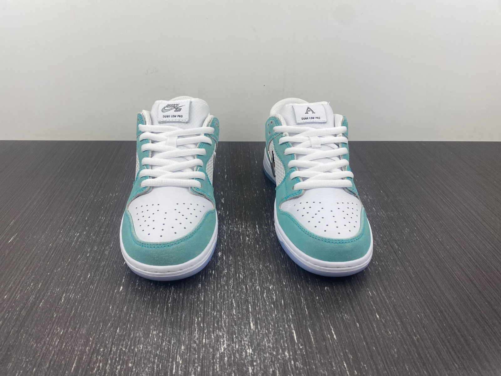 Dunk SDCAI*NIKE SB Low FD2562-400