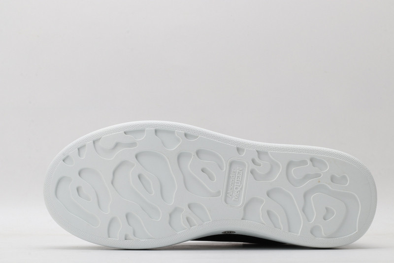 ALEXANDER MCQUEEN SNEAKER