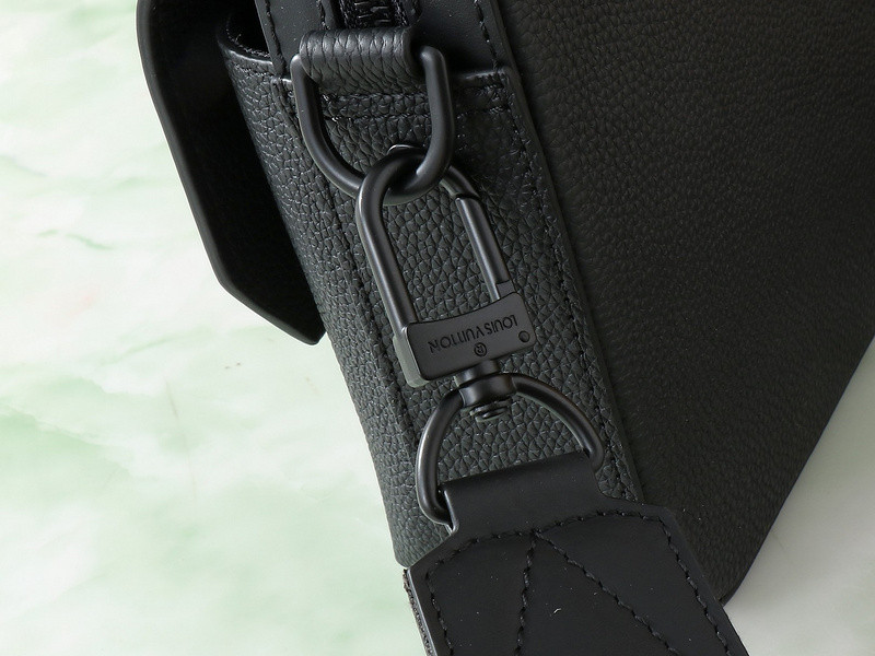 Louis Vuitton Trio Jm messenger