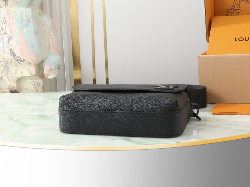 Louis Vuitton Trio Jm messenger