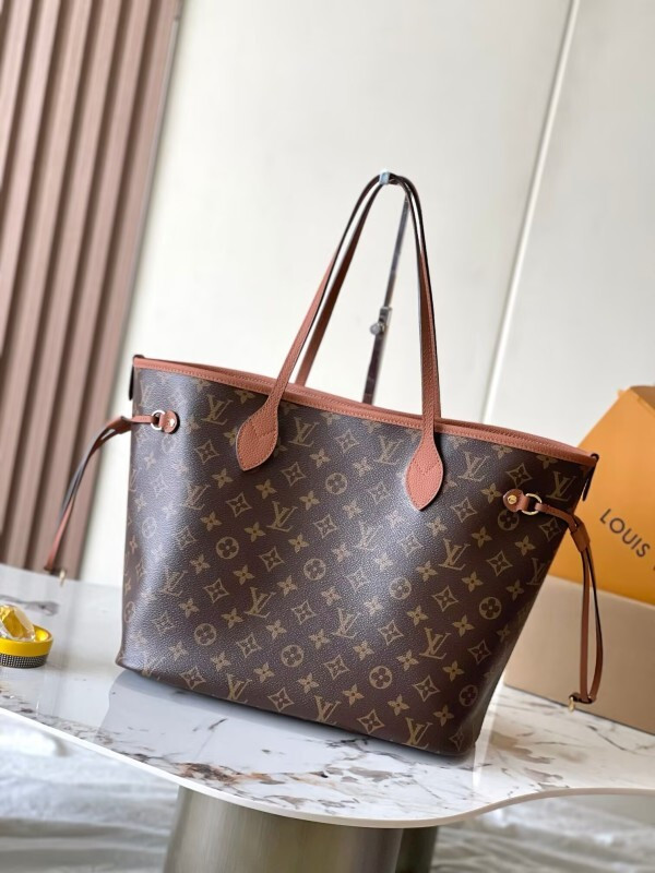 LV Neverfull Inside Out