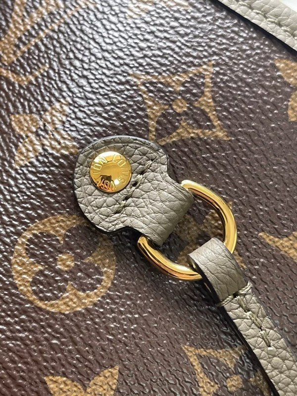 LV Neverfull Inside Out